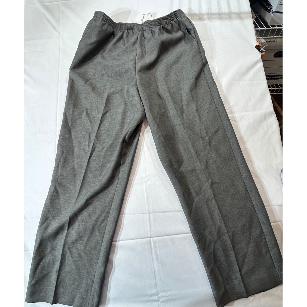 Alfred Dunner Classics Grey Elastic Waist Pull On Pants Petite 12P 09301 XX